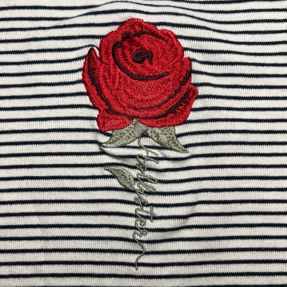 Short sleeve top
